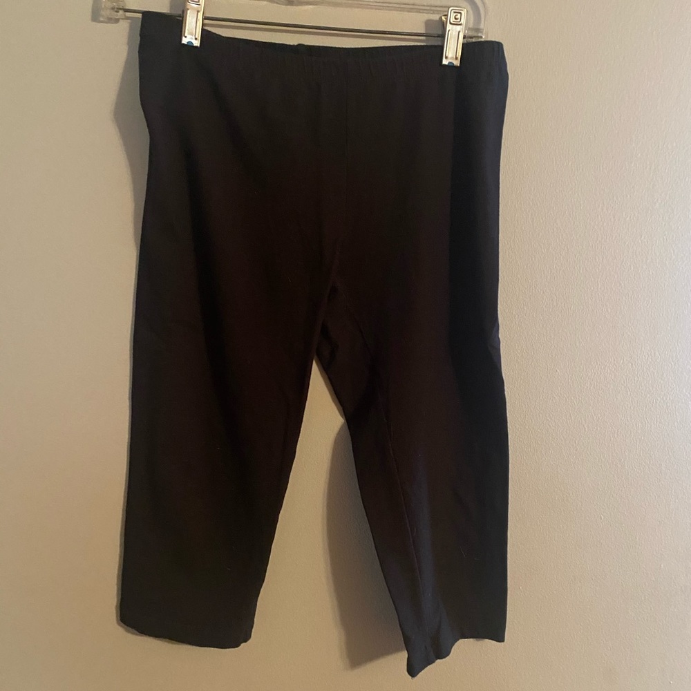 Buy all 3 for $30  Vera Wang cropped leggings